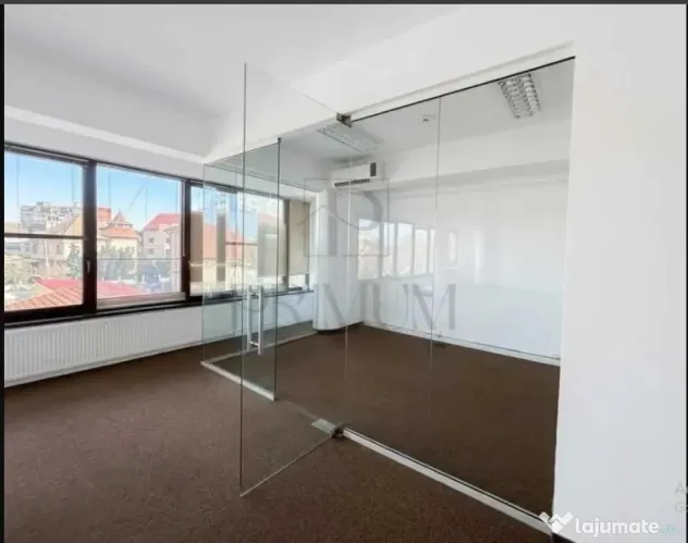 Spatiu birouri, open space renovat - Central