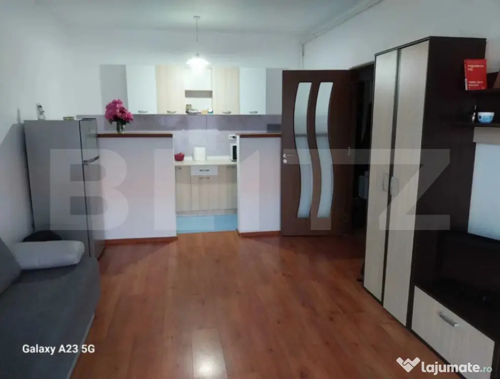 Apartament 2 camere semidecomandat, etaj intermediar, spatio