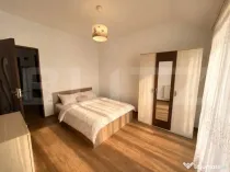 Apartament 2 camere, 43 mp, semidecomandat, etaj intermediar