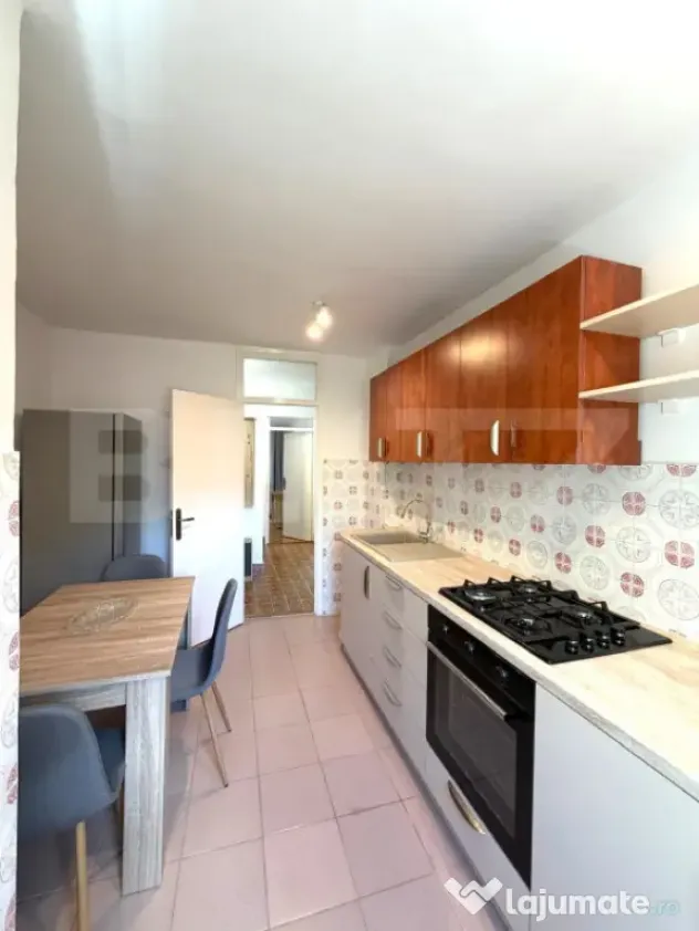 Apartament 3 camere, decomandat, 65 mp, Faleza Somes