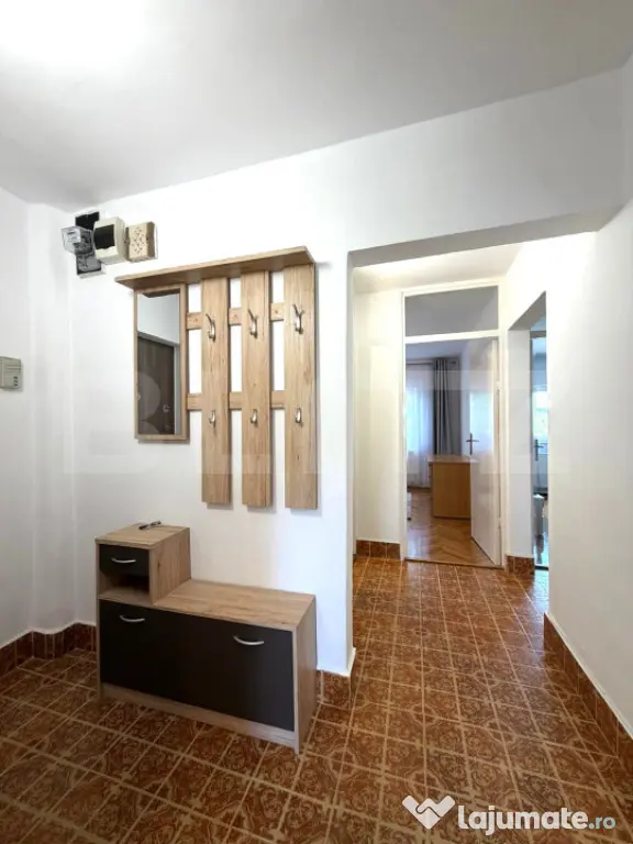 Apartament 3 camere, decomandat, 65 mp, Faleza Somes