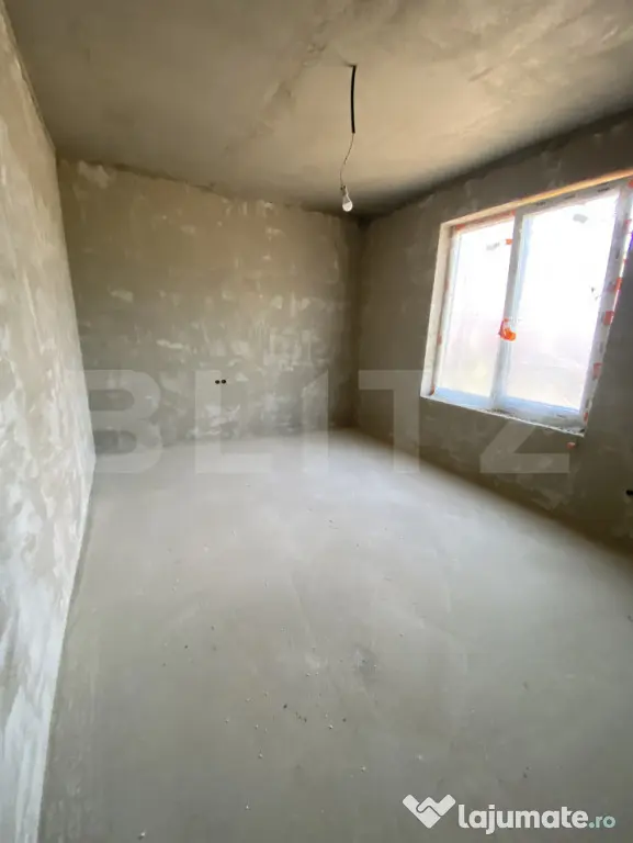 Casa individuala, 4 dormitoare, curte generoasa, garaj, zona