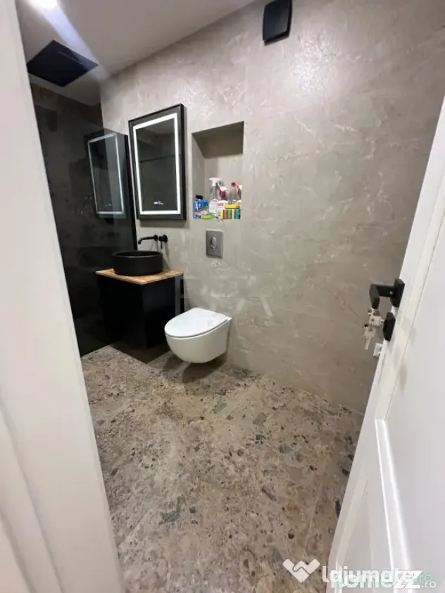 2 camere Colentina decomandat, inst. schimb., et. 3, 57 mp, - Bucuresti (Bucuresti-Ilfov)