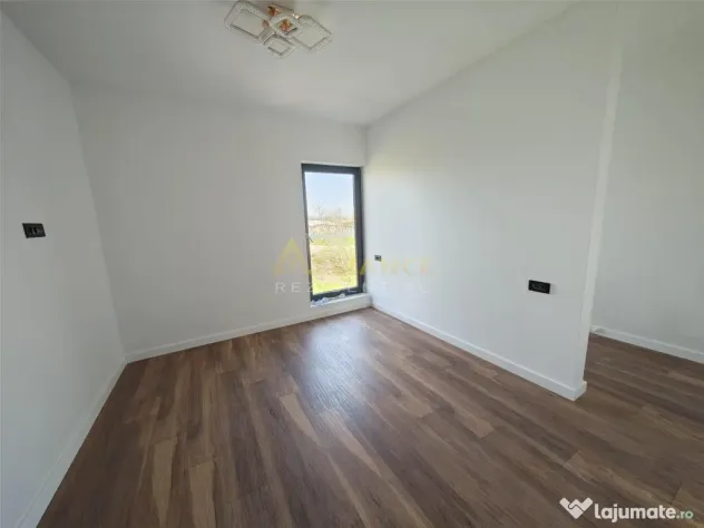 Casa,complex reziden#539;ial | 4 dormitoare | Teren 340 mp