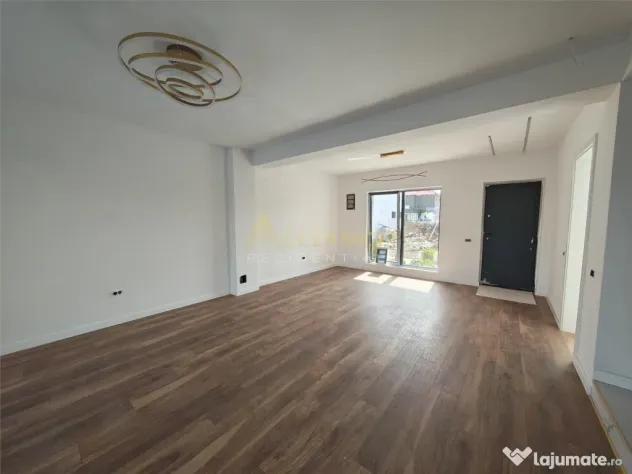 Casa,complex reziden#539;ial | 4 dormitoare | Teren 340 mp