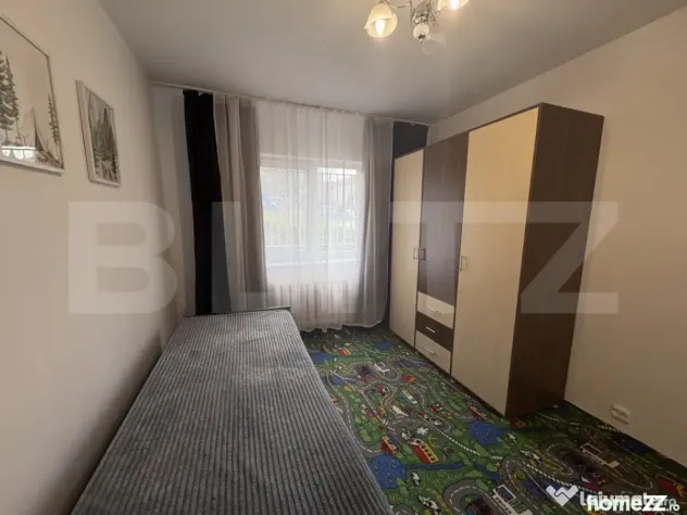 Apartament 3 camere, decomandat, zona Sigma