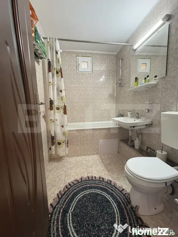 Apartament 3 camere, decomandat, zona Sigma