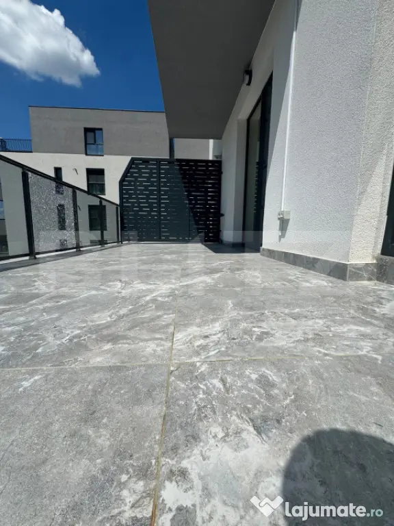 Apartament 2 camere cu parcare inclusa in pret