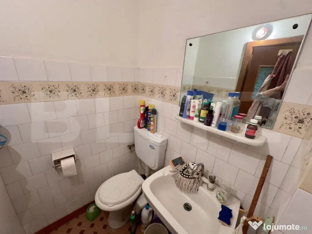 Apartament 3 camere decomandat, 76 mp, 2 băi, balcon mare,