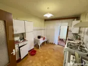 Apartament 3 camere decomandat, 76 mp, 2 băi, balcon mare,