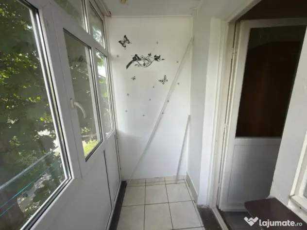 Apartament cu 2 camere- zona Malu Rosu
