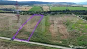 Teren intravilan 2.056 mp | Două fronturi stradale | Zonă