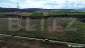 Teren intravilan 2.056 mp | Două fronturi stradale | Zonă