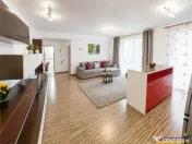Regim vila, 2 camere, luminos, balcon, parcare, Cartierul To