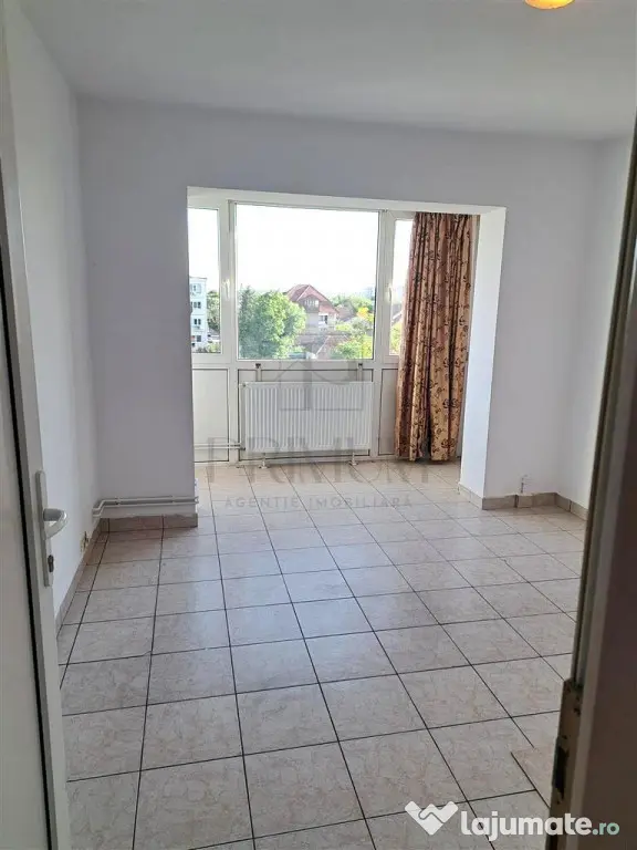 LIPOVEI - 3 CAMERE - 2 BAI - 2 BALCOANE - CENTRALA PROPRIE -