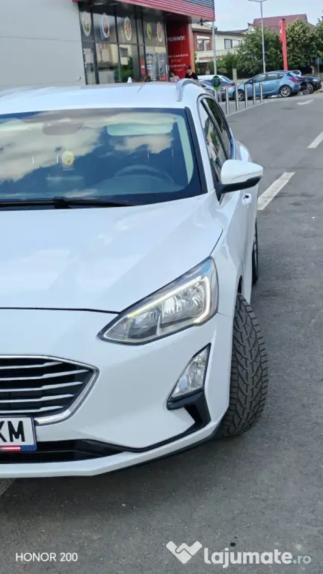 Se vinde un superb Ford Focus 2019!!
