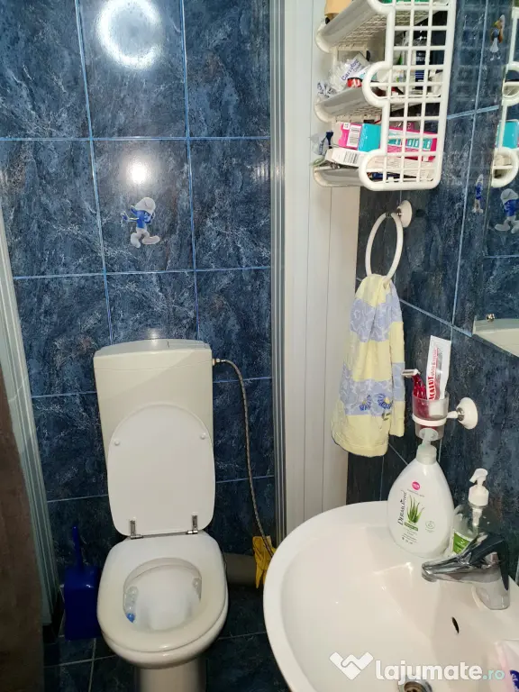 apartament 4 camere (81 mp + 7 mp boxa), Maratei, Piatra Neamt 78000 negociabil