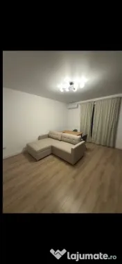 Aparatorii patriei studio etaj 1