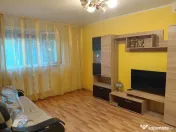 Apartamaent 1 camera bloc mixt,parter,Micro 21