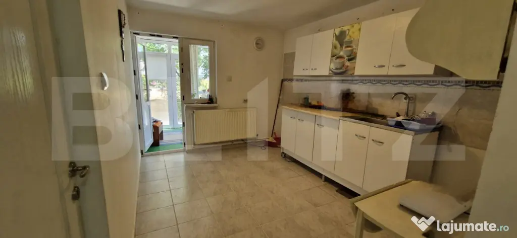 Casă cu teren generos de 905 mp, dublă deschidere – Piel