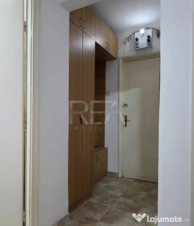 2 camere, 2/4, anvelopat, bloc tip P-Drumul Taberei