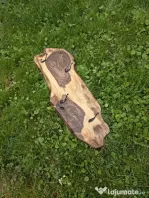 Cuier rustic din lemn masiv de nuc