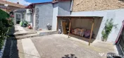 Casa din caramida. 