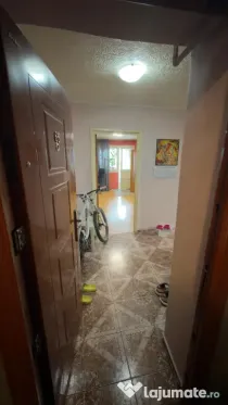 Vand Apartament 3 camere direct proprietar