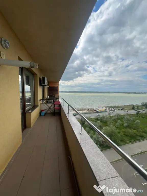DE VÂNZARE APARTAMENT 2 CAMERE ZONA CLUBURI MAMAIA