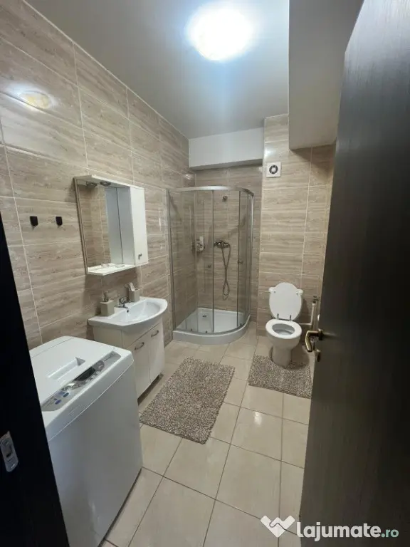 DE VÂNZARE APARTAMENT 2 CAMERE ZONA CLUBURI MAMAIA