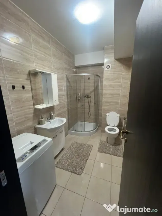 DE VÂNZARE APARTAMENT 2 CAMERE ZONA CLUBURI MAMAIA