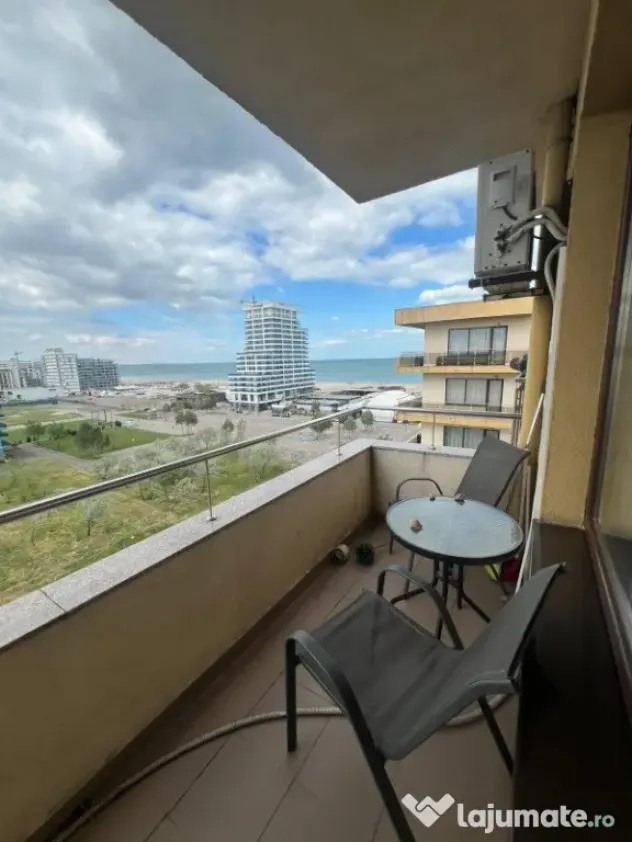DE VÂNZARE APARTAMENT 2 CAMERE ZONA CLUBURI MAMAIA