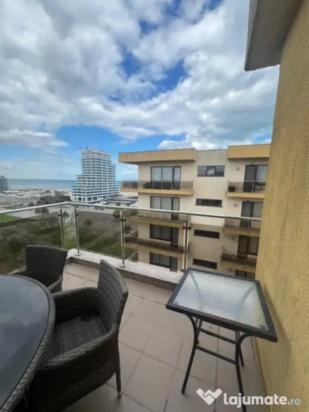 DE VÂNZARE APARTAMENT 2 CAMERE ZONA CLUBURI MAMAIA