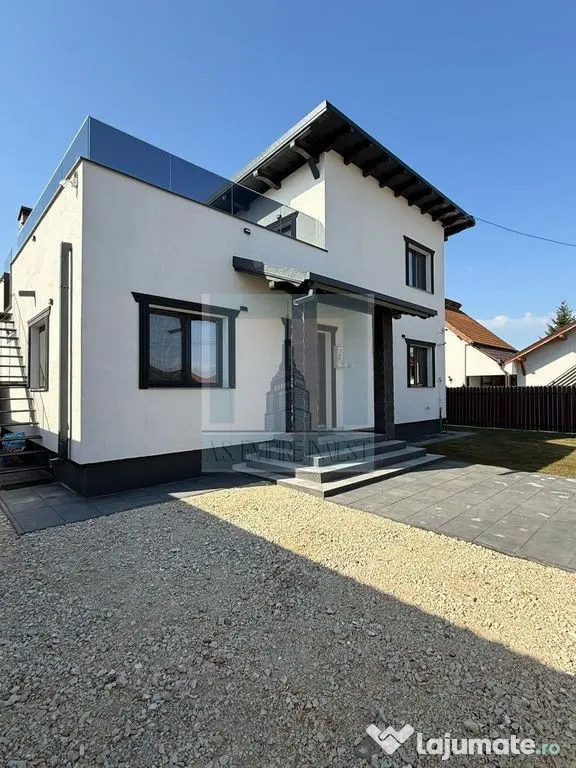 Casă / Villa finalizată, 350 mp teren - zona Sanpetru/...