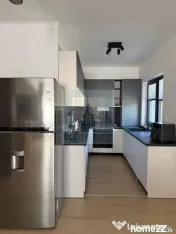 Casă / Villa finalizată, 350 mp teren - zona Sanpetru/...