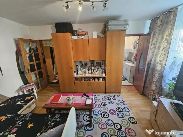 Resita, 2 Cam. Mobilat Utilat, Parter, Micro 2