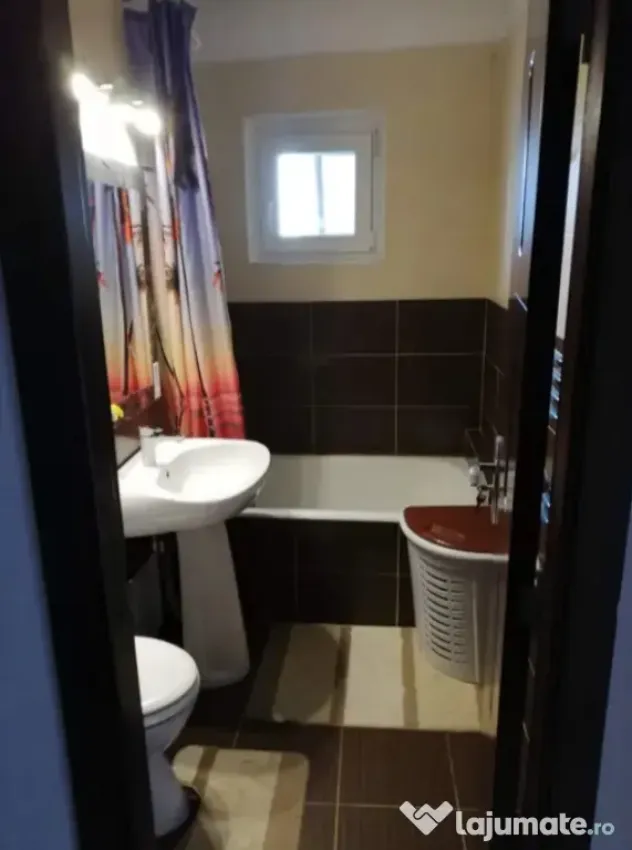 Apartament 3 camere | Decomandat | Tractorul