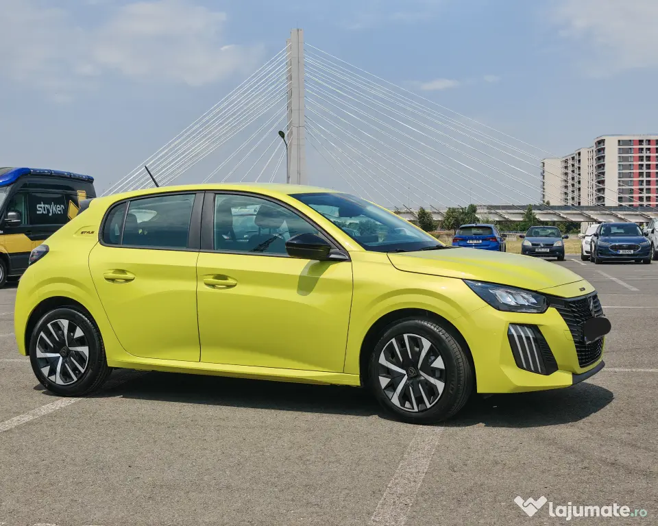 PEUGEOT 208 5 USI STYLE 1.2 PURETECH STT