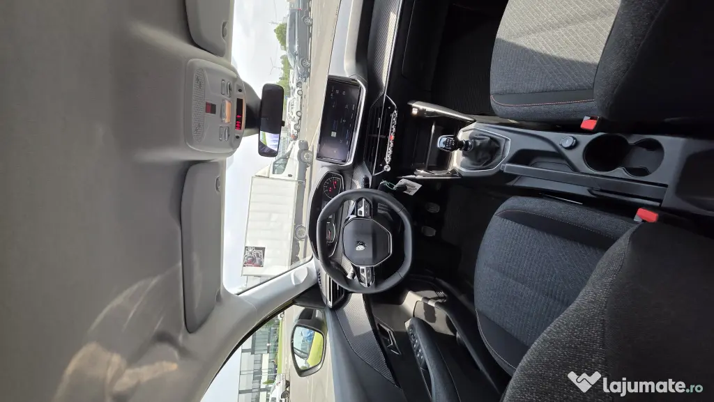 PEUGEOT 208 5 USI STYLE 1.2 PURETECH STT