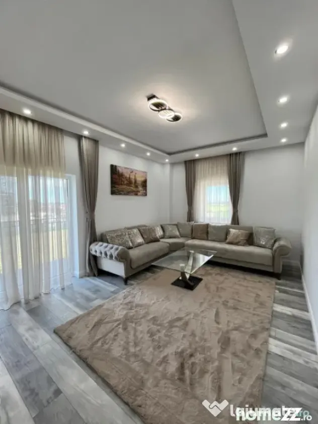Apartament 3 camere, bloc nou, Radauti