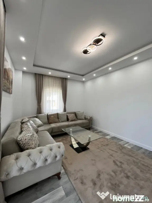 Apartament 3 camere, bloc nou, Radauti