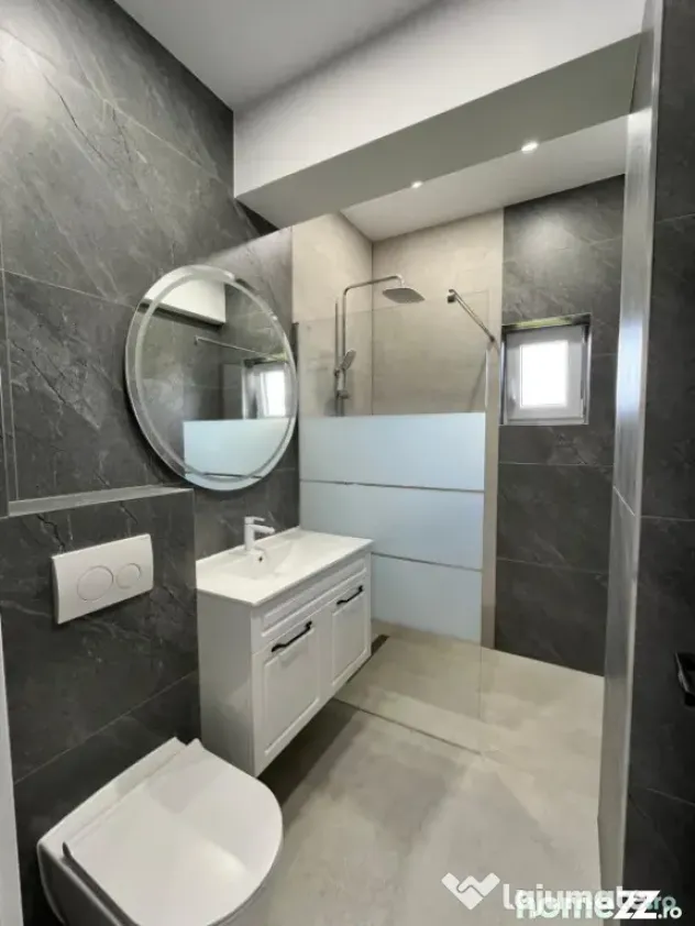 Apartament 3 camere, bloc nou, Radauti