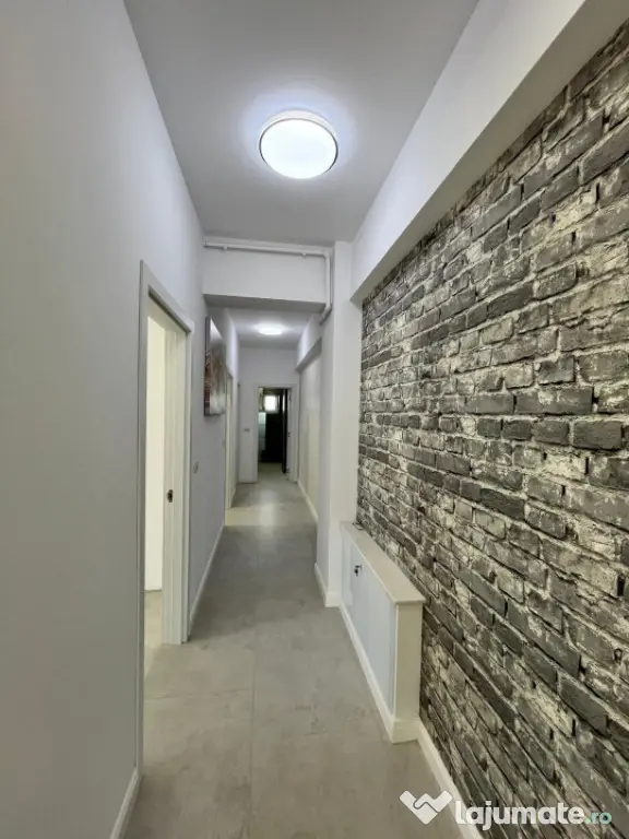 Apartament 3 camere, bloc nou, Radauti