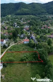 Teren 2.797 mp cu priveliște montană și potențial tur... 