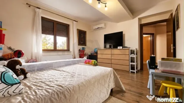 Vila 5 camere in Sisesti Sector 1