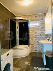 Apartament 4 camere , parcare, terasa, gradina 120 mp, Donat 