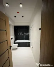 Vila 6 camere - 280 mp - zona Aviatiei/Baneasa - pentru locu 