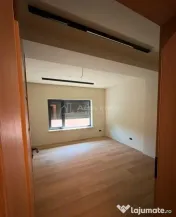 Vila 6 camere - 280 mp - zona Aviatiei/Baneasa - pentru locu 