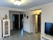 GIROC - 3 Camere - Etaj 1 - Pod cu intrare din apartament 