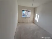 Casa insiruita in zona foarte buna - teren generos - dispon 
